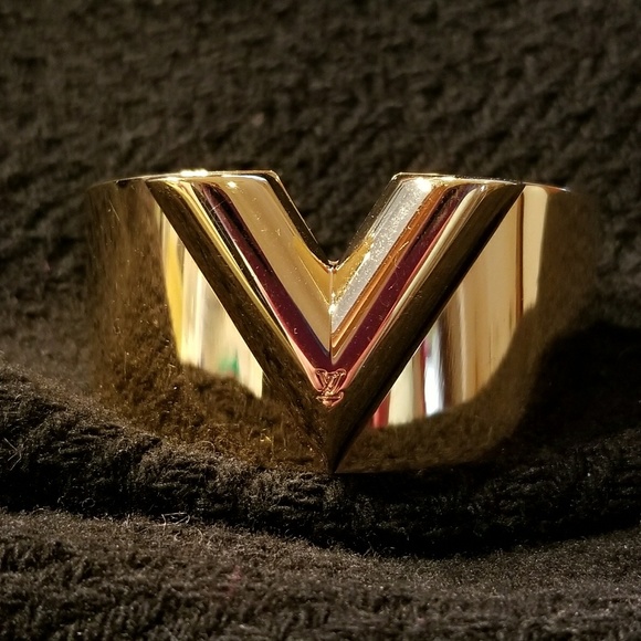 Louis Vuitton Jewelry - Authentic Louis Vuitton V Gold Cuff Bracelet